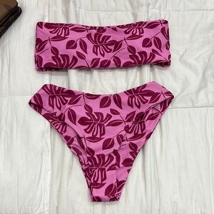 SHEIN Pink Leaf Print Bikini